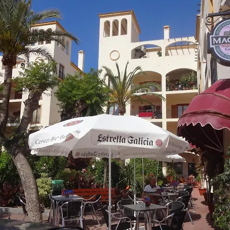 Apartamento Monte Duquesa Courtyard Close To Port, Beach, Golf Manilva