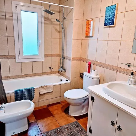 Monte Duquesa Courtyard Close To Port, Beach, Golf Apartment